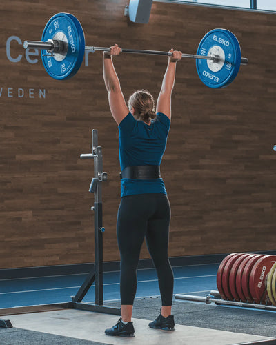 Female weight lifting clearance belt